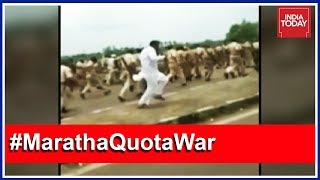 Maratha Quota Protesters Chasing Away Policemen In Aurangabad | Caught On Cam