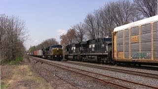 CSX Tropicana Juice Meets NS 11J: Screaming Wheels on Freshly Ground Rail