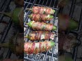 Jalapeño Poppers - Jalapeños Rellenos de queso Crema envueltos en tocino -