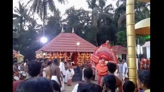 ELAMKOLAM THEYYAM NON STOP AT KANNAPURAM PUTHIYA KAVU