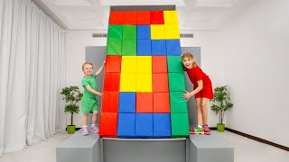 🌈 Herausforderung für Kinder mit einem riesigen Tetris | Sammlung der besten Videos für Kinder