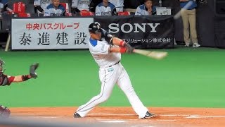 中田翔が激走し3年ぶりの三塁打を放つ