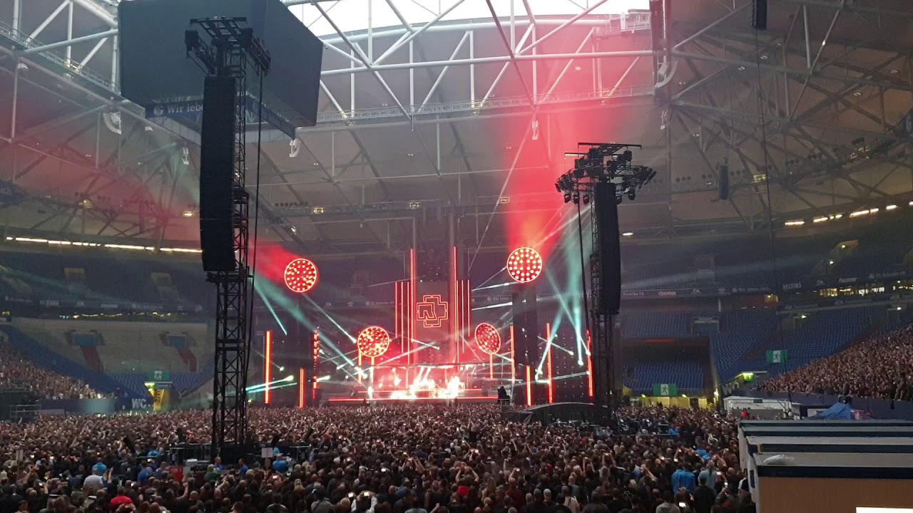 Rammstein - Deutschland, Gelsenkirchen Veltins Arena 27.05.2019. - YouTube