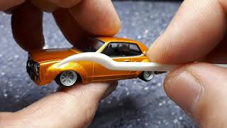 164 Nissan Skyline GTR 1971 Hokosuka Liberty Walk by Aoshima Grachan Collection 8 , diecast review