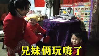 養兒16個月，小湯圓懂事了很多，燕子心裡很欣慰，兄妹倆玩嗨了【農人家三嫂】