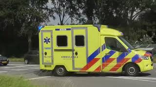 [rijdt verkeerd+versneller]p1/a1 politie vito en ambulance 18-197 naar een ongeval in Alblasserdam