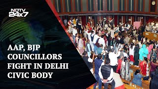 Punches, Kicks At Delhi Civic Body As AAP, BJP Councillors Fight