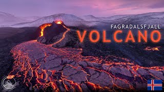 ICELANDIC VOLCANO ERUPTION 4K - Flying through the lava