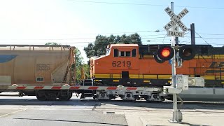 S Street Railroad Crossing, BNSF 5600 Manifest Northbound, Sacramento CA