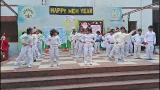 Christmas celebration dance by primary students... chal pade ham chal pade.. chal pade yesuh k paas