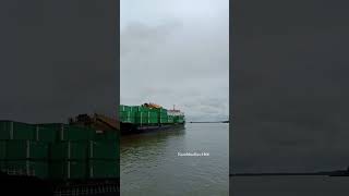 Kapal container proses labuh istirahatt #shortsvideo #ship #shorts @Randduallas4466