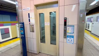 東京メトロ有楽町線江戸川橋駅の改札内エレベーター