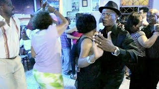 Dancing Merengue Clasico in Dominican Republic