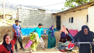 Broken Love: Breaking the Villas Window by the Psychotic First Wife