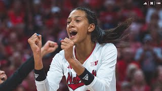 Huskers start 2-0 after Sweeping Lipscomb