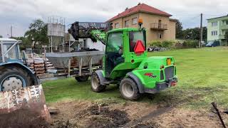 Zetor 3011 \u0026 AVANT 750, nakládání hnoje