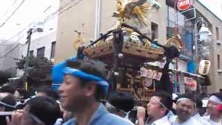 白山神社の女神輿と男神輿