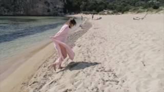 A Walk On Voidokilia Beach, Messinia, Greece // Travel Vlog // Madeleine Loves