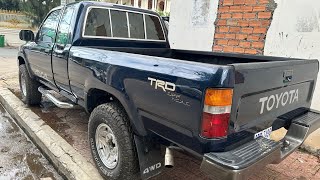 Toyota Hilux 1990 ម៉ាស៊ូតប៉ុង2អូតូកាពីតាស់សាកសុីស្អាតខ្ចី/$13,000/tel 070969098/095944436/0972822001