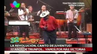 FSLN - Diego Aguirre - El Gallo Ennavajado (En vivo Julio 2011)