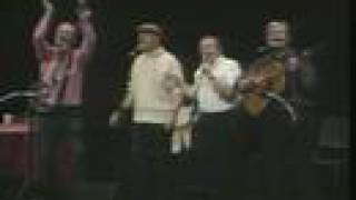 Father's Grave-Clancy Brothers & Robbie O'Connell
