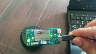 Intel Edison - Reading out tweets on a Bluetooth speakers