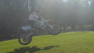 First timer on 2 stroke crashes