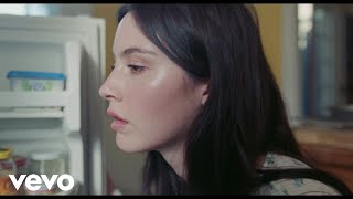 Gracie Abrams - Mess It Up (Official Video)