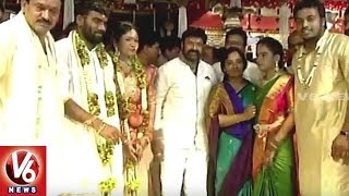 Tollywood & Bollywood Celebrities Attends Paritala Sriram-Gnana Wedding At Anantapur | V6 News