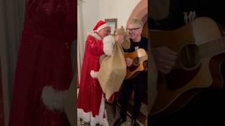 Daniela Alfinito Grinch Hubert Fella Nikolaus Markus Mörl Weihnachtsänger Olga Orange #hubertfella ￼