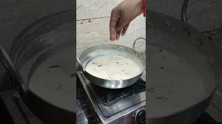 Ek bar aese try kre gud wali kesar kheer..🍚🤤#shorts #kheer#indianfood #traditionalkheer#desert ..