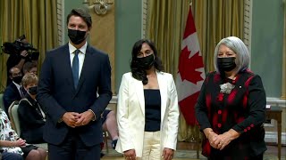 Women breaking barriers in Canadian politics