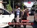 pengamanan diperketat setiap orang yang masuk ke mapolda jatim diperiksa breaking inews 16 05