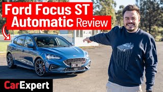 2020 Ford Focus ST Review: Golf GTI drag race, 0-100 & 1/4 mile. We test Ford's automatic hot hatch!