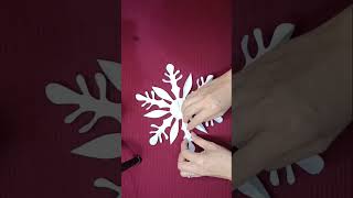 How to make FROZEN THEMED PAPER SNOWFLAKES  | Paper SNOWFLAKE