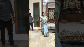 ఇంట్లో నుండి వస్తూ మంత్రి రోజా చూడండి #ministerrojalatest #shorts #ytshorts #trending #viral #troll