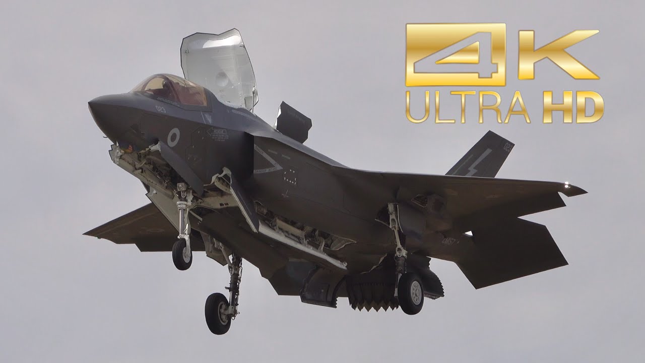 (4K) Lockheed Martin F-35 B Lightning II Royal Air Force Flying Display ...