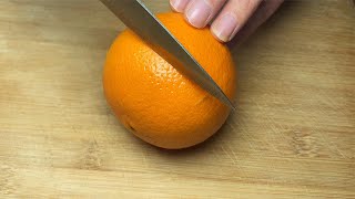 Learn how to cut oranges in this way, without dirty hands or juice, entertaining guests with face,