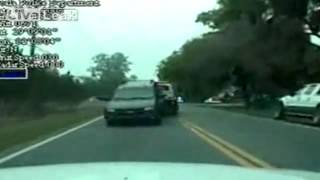 Police Chase Maniac in Tow Truck