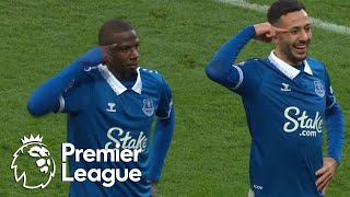 Abdoulaye Doucoure drills Everton 1-0 in front of Chelsea | Premier League | NBC Sports
