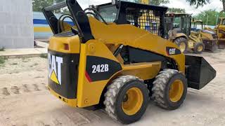 Minicargador 242B Caterpillar 2007 en venta