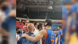 Yeng Guiao greeted by former players in his first game with Rain or Shine against NLEX