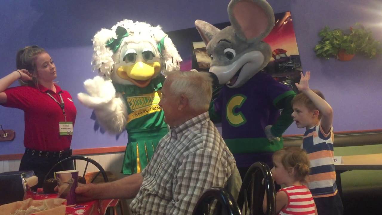 Helen Henny Chuck E Cheese Helen Henny Dancing Birthday Party - YouTube