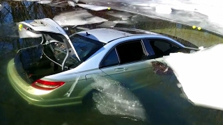 Mercedes Benz Falls Through The Ice On Lake Minnetonka