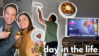 PAINTING THE OFFICE, DLP ANNUAL PASS EVENT CHAT \u0026 VALENTINES DAY | Day In The Life