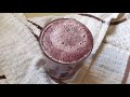 how to make blueberry apple and purple cabbage detox juice