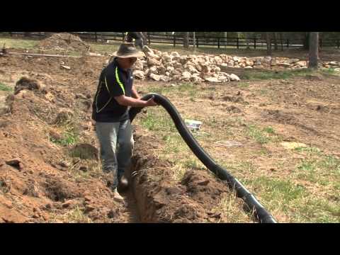 How to install a French drain with surface water How to install a French drain with surface water