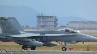 2024年8月20日　岩国米軍基地　　F35  F/A18