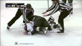 Hockeyfighters.cz  Cam Janssen vs Brad Staubitz.wmv