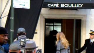 11-1-10 Filming Gossip Girl - Penn Badgley and Blake Lively (Dan and Serena)